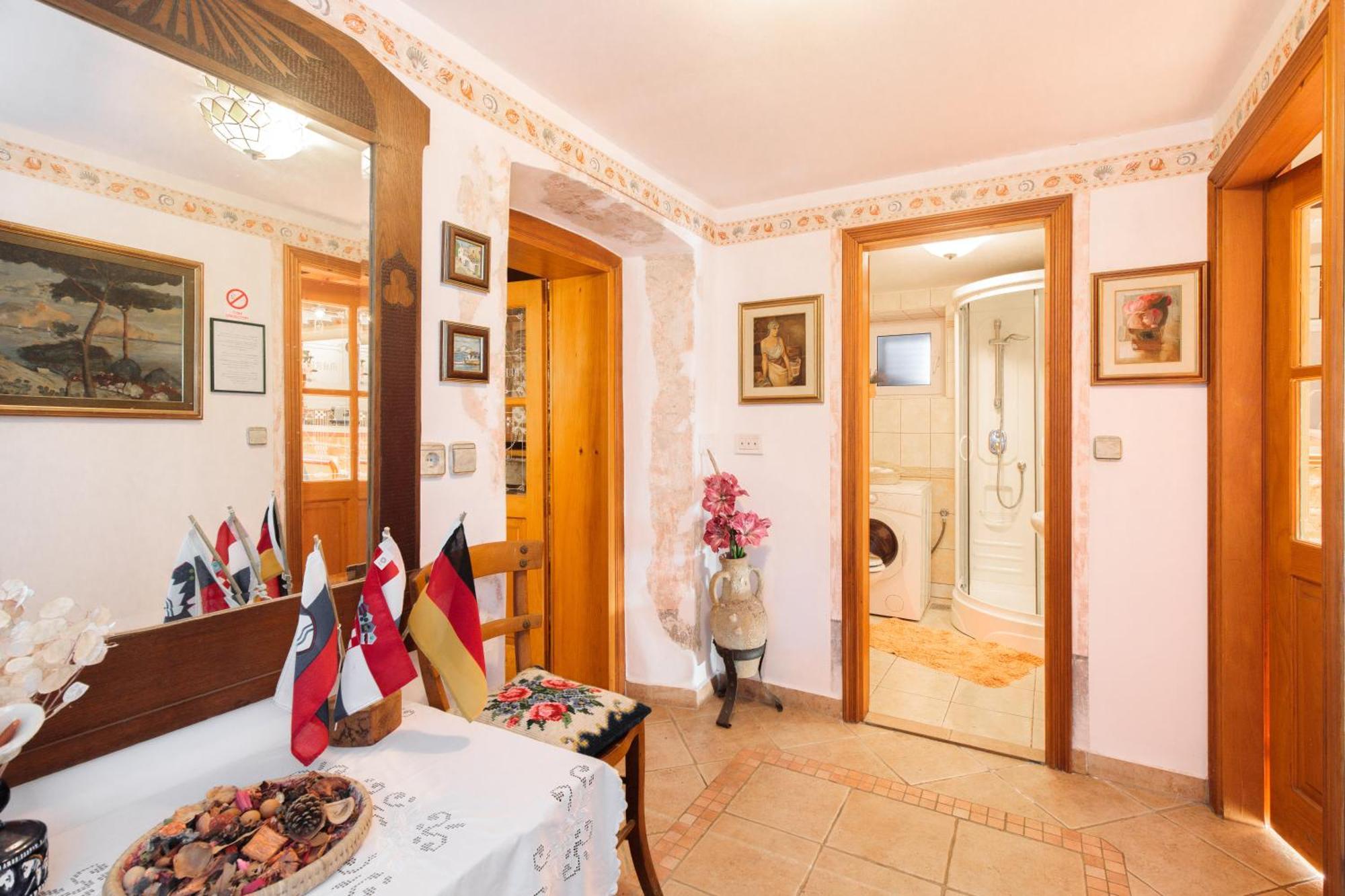Apartment Villa Marija, Pinezici Krk Town Exterior foto